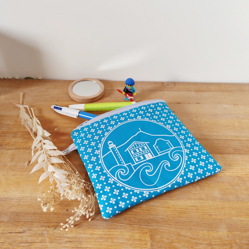 pochette basque bleues remplei