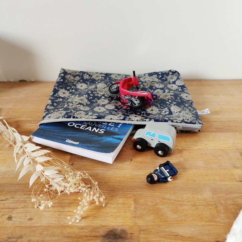 trousse pour la piscine